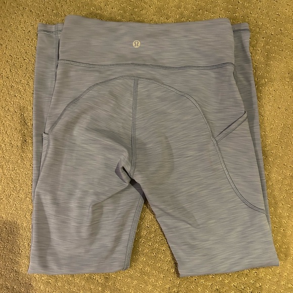 Lululemen Invigorate High-Rise Tight in Heathered Weather Drop - Picture 8 of 9